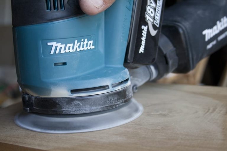 ponceuse Makita dbo180z